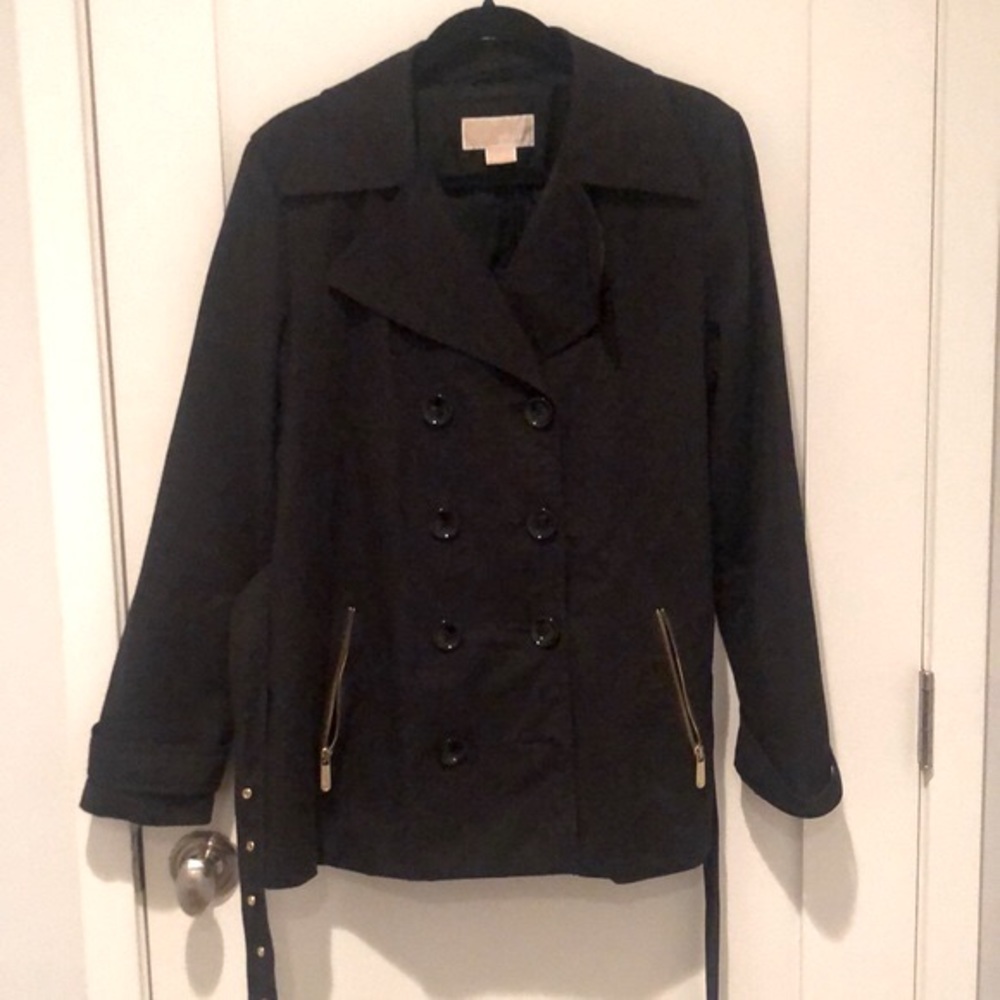 MICHAEL Michael Kors Short Black Cotton Trench with Gold Hardware. Size L